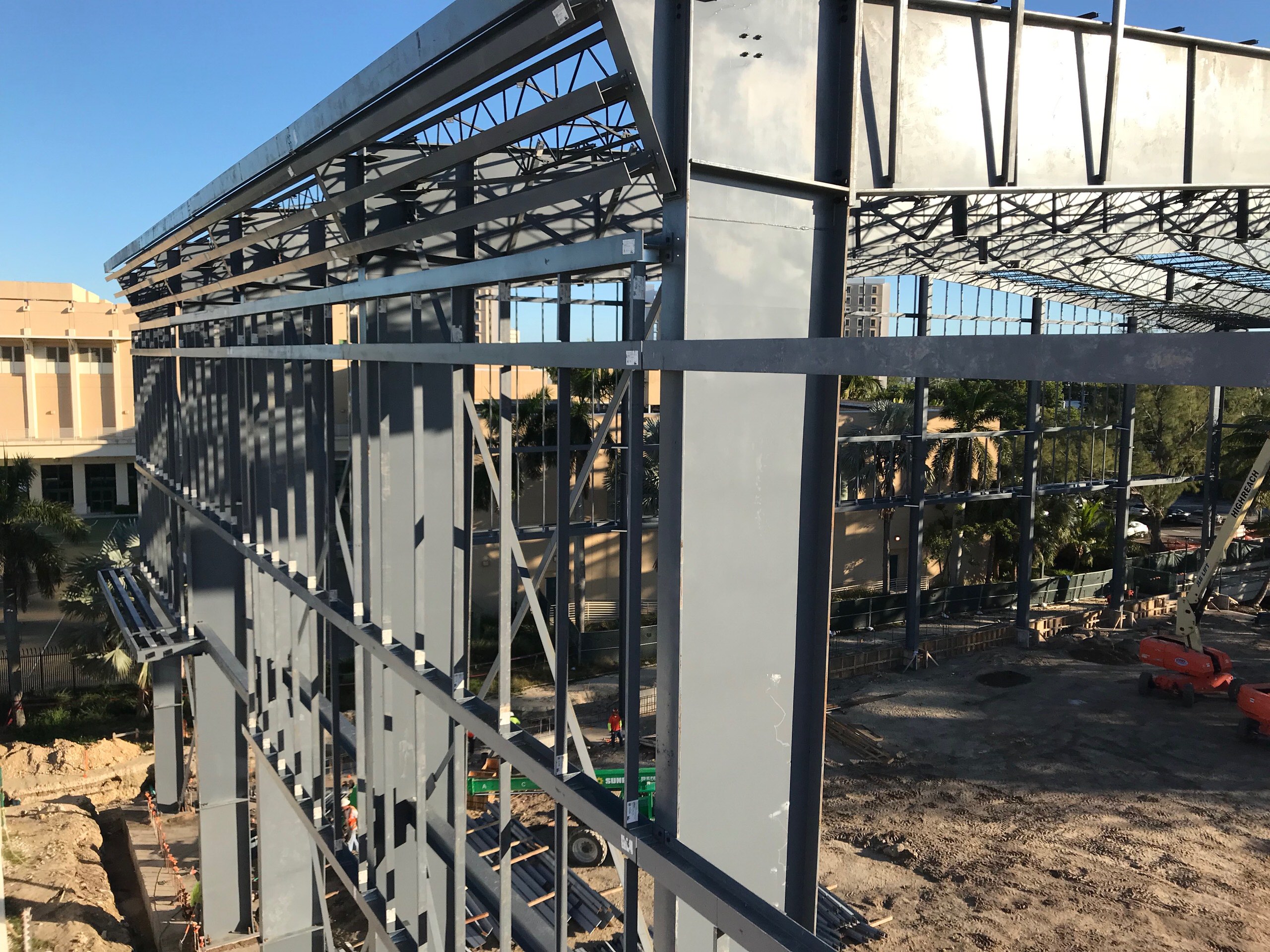  Sidewall columns view 