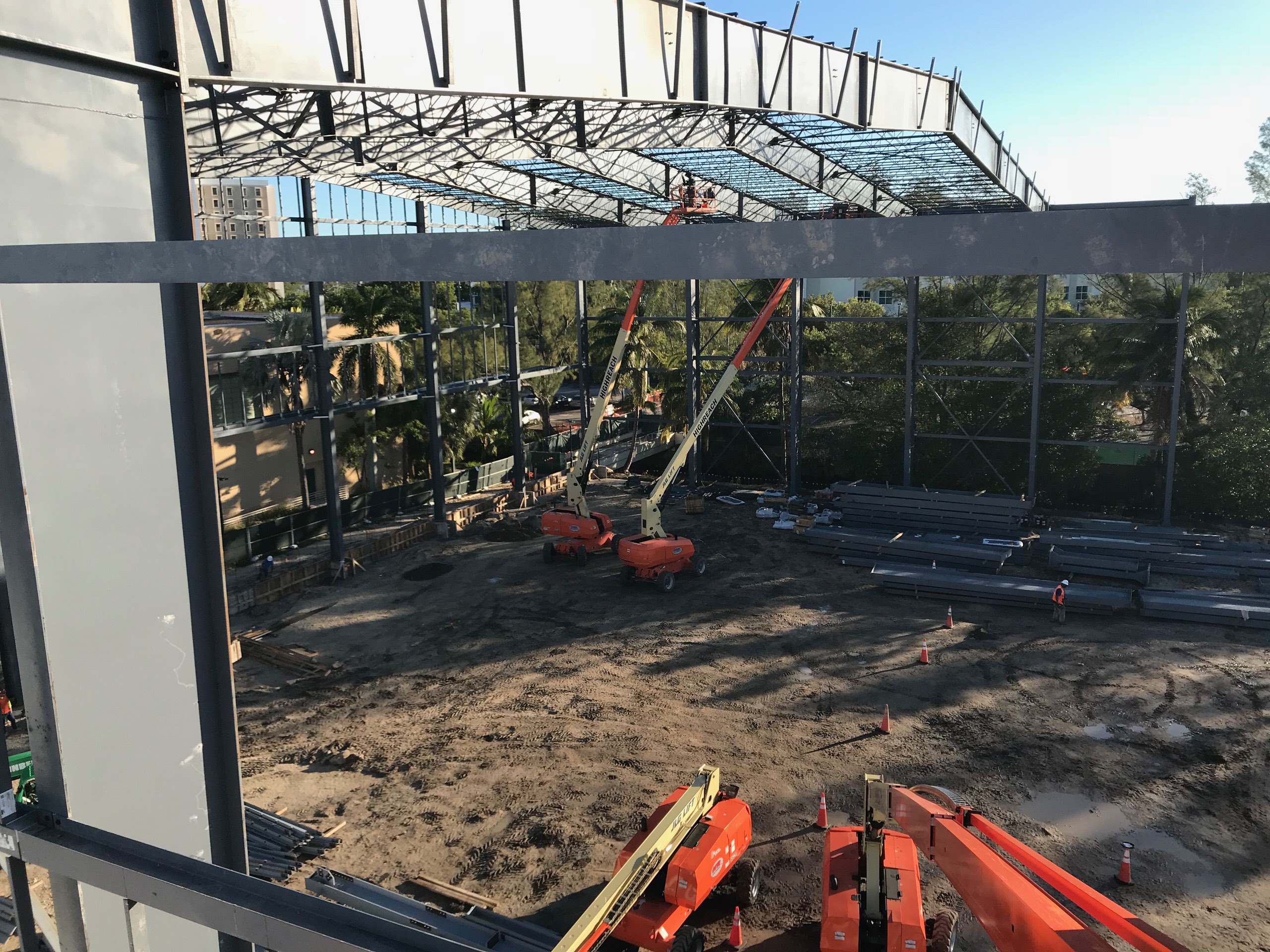  200' clear rafter spans 