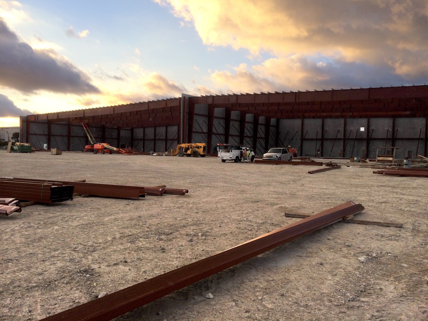  Galaxy Hangar Airside Steel 