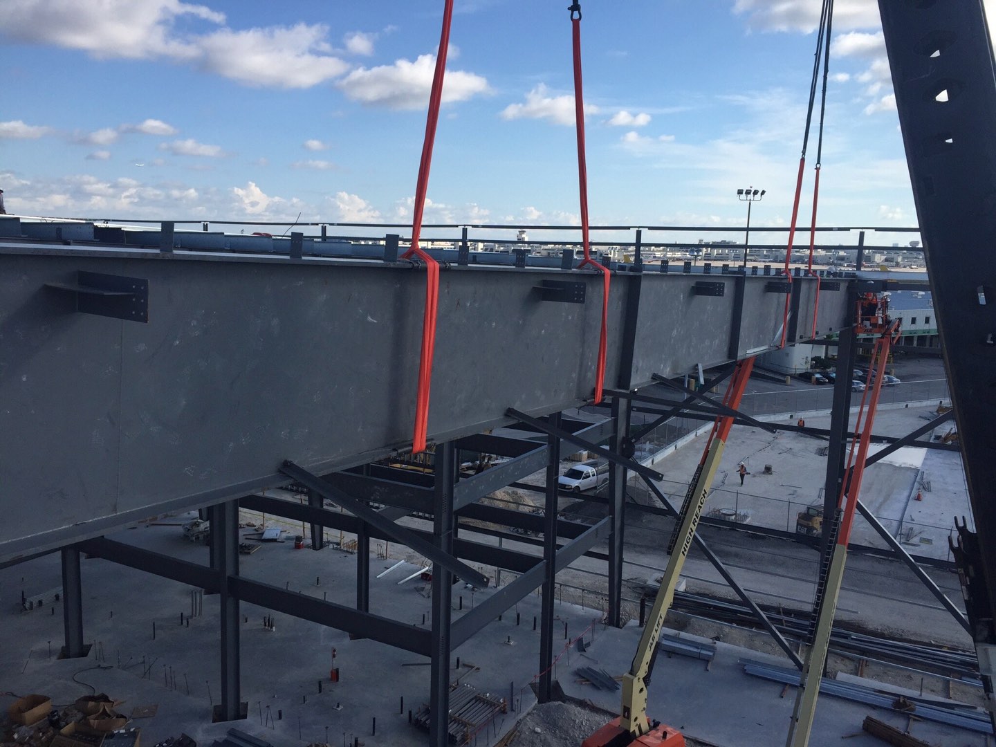  LAN Cargo Hangar Steel Erection 