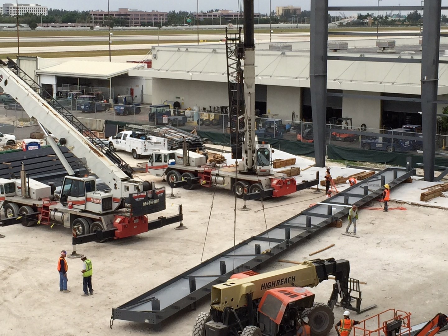  LAN Cargo Hangar Clearspan Steel Erection 