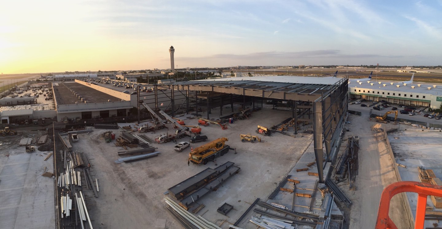  LAN Cargo Hangar Steel Erection 