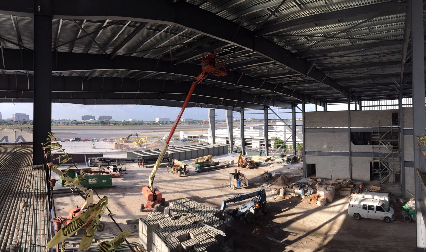  LAN Cargo Hangar Steel Erection 