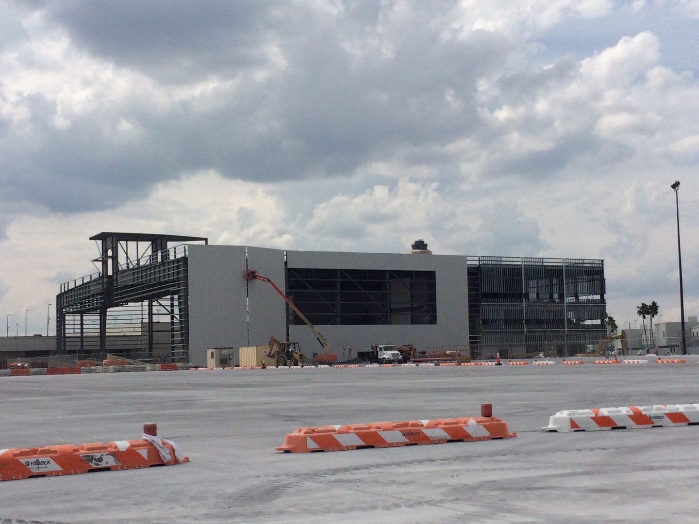  LAN Cargo Hangar Sheeting 