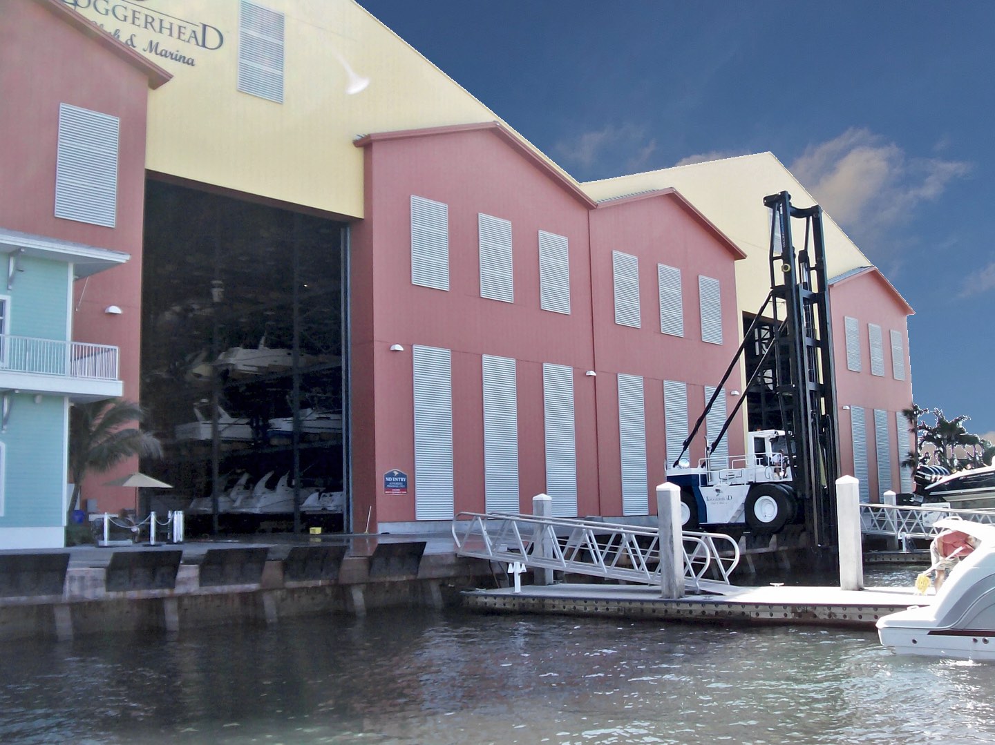  Loggerhead Marina dockside 