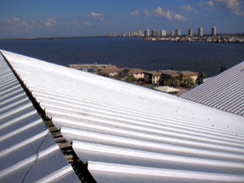  Loggerhead Marina Roof 